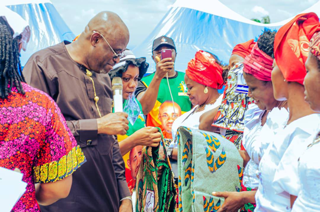 OBICARE CHARITY FOUNDATION CELEBRATES GOOD GOVERNANCE WITH PALLIATIVES DISTRIBUTION IN ABIA NORTH